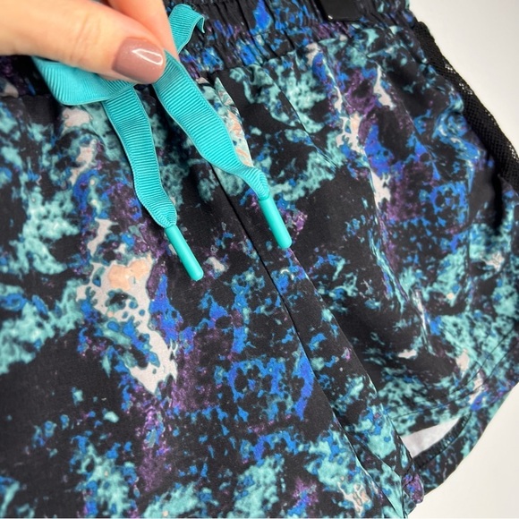 Fabletics Running Workout Shorts Medium Mesh Sides Drawstring Women - Picture 6 of 7